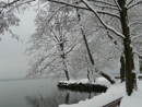 Winterliche Szenerie des Villette-Parks.
