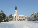 Das Villette-Restaurant, im Hintergrund die Kirche zu St. Jakob.